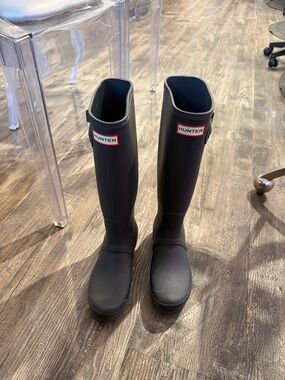 Hunter Matte Black Knee-High Rubber Boots with Logo